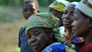 Dis na foto wey dem snap on July 02, 2011: E show women dey wait for one medical centre for Kanguli village wia rape victims from adjacent Nakiele village are being treated