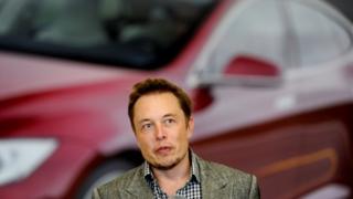 Elon Musk, chefe da Tesla, está sendo processado