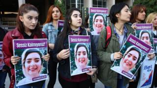 Şule Çet için adalet şiarıyla düzenlenen bir proteso
