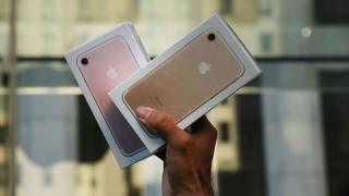 Упаковки с Iphone 7