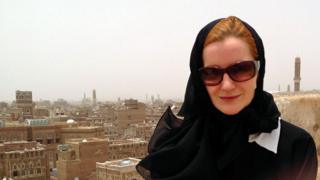 Elisabeth Kendall en Saná, capital de Yemen