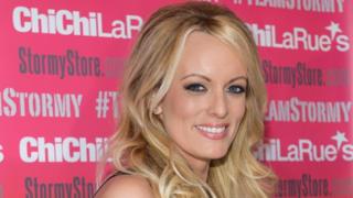 Stormy Daniels avuga ko yagendanye na Trump