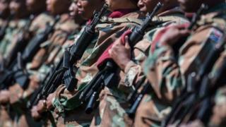 Mashambulio ya silaha ya hivi karibuni yametokana na vita vikubwa baina ya magenge mawili hasimu