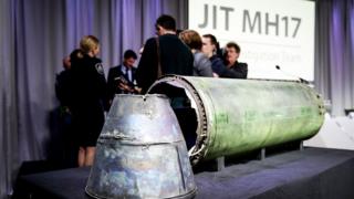министр иностранных дел Великобритании Джереми Хант призвал Москву признать ответственность за крушение MH17