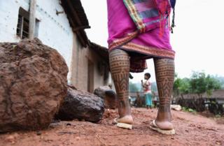 A Baiga woman with her tattoos