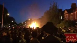 На праздник Лаг ба-Омер традиционно разжигаются костры
