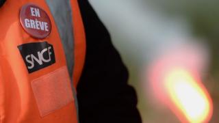 Les syndicats des chemins de fer promettent de faire "dérailler" le projet d'Edouard Philippe.