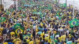 Manifestação pró-Bolsonaro em Salvador, antes das eleições