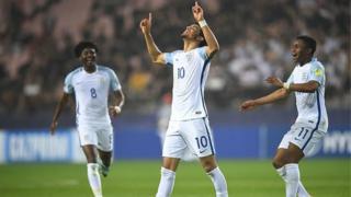 C'est une revanche pour les Anglais qui s'étaient inclinés il y a un an contre les Italiens, en demi-finale de l'Euro U19.