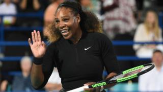 Serena Williams a besoin de "plus de temps" pour retrouver la forme