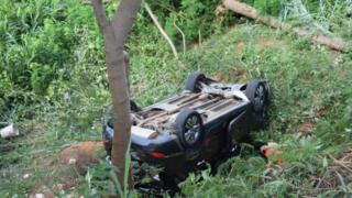 Picture of di car wey di pikin dey