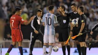 Messi yashavujwe nuko bavuze ko yagize ikosa mu gukina
