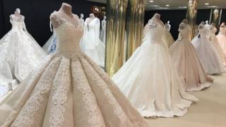 Фото из свадебного салона в Черновцах