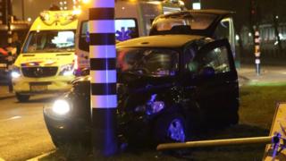 Taxi de Agüero estrellado contra un poste
