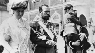 Николай II, Александра Федоровна и наследник Алексей в Кремле на праздновании 300-летия дома Романовых