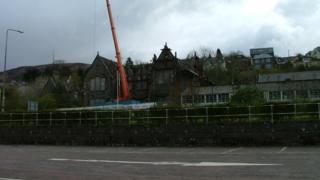 An làrach air Rathad Achadh an Todhair