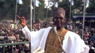 Shagari bin be Nigeria presido from1979 to 1983 afta e collect power from General Olusegun Obasanjo wey be di military Head of State den.