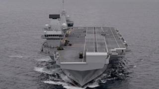 英國皇家海軍最新建成的航母"伊麗莎白女王號"