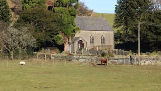 Eglwys Ysbyty Cynfyn