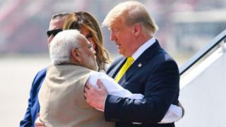 Minisitiri w'intebe Modi (ibumoso) na Perezida Trump