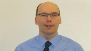 Dr Gareth Evans