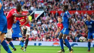 Man United yailaza Leicester na kusalia kileleni mwa ligi