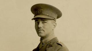 Ripon Walk Commemorates War Poet Wilfred Owen's Death - Bbc News