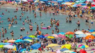 Praia lotada