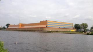 Тюрьма Де Ши в Роттердаме