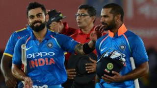 शिखर धवन और विराट कोहली के बीच दूसरे विकेट के लिए नाबाद 197 रनों की साझेदारी हुई