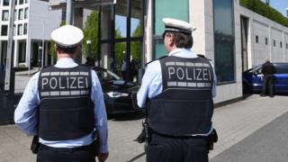 Ubushikirizamanza bwa Karlsruhe bufata igitero co ku munsi wa kabiri nk'igitero c'iterabwoba