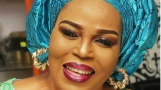 Toyin Afọlayan