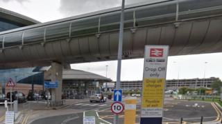 Manchester Airport station