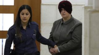 مالكا ليفر لحظة وصولها جلسة استماع في المحكمة الجزئية في القدس يوم الثلاثاء