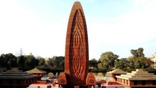 जालियनवाला बागेतलं स्मारक