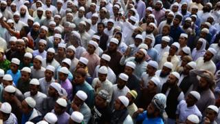 বাংলাদেশের ধর্মীয় সমাবেশগুলোতে প্রচুর লোকসমাগম হয়ে থাকে