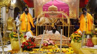 ਦਰਬਾਰ ਸਾਹਿਬ