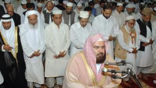 دعوة السديس أثارت جدلا