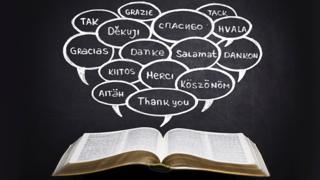 Libro y gracias en diferentes idiomas