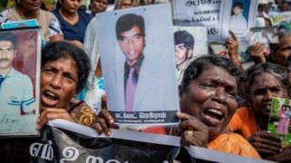 போரின் இறுதியில் காணாமல் போன பாதிரியார் பிரான்சிஸின் நிலை என்ன?