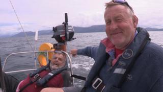 John a Dilwyn ar y cwch