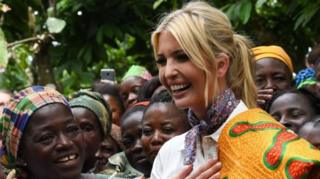 Ivanka Trump trong chuyến thăm nông trại cocoa ở Bờ Biển Ngà