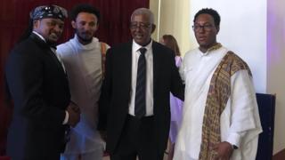 (ከግራ ወደ ቀኝ) ብሩክ አምዱ፣ ዊት ፅጌ፣ መሐሙድ አሕመድ፣ እና አብርሐም ወልዴ