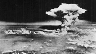 Ifoto igaragaza Hiroshima nyuma yo guterwaho igisasu kirimbuzi cya nikleyeri