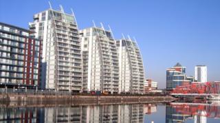 salford quays cladding residents 10k apartments bill could face wikimedia commons source