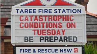 Sign-warning-of-catastrophic-fire-conditions.