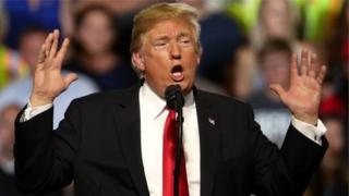 Tổng thống Donald Trump