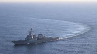 Mtambo wa Marekani wa kuangamiza makombora USS Donald Cook, ukiwa ndani ya bahari ya Mediterranean
