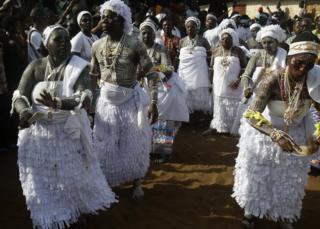 Ivorians take part in the festival of Abissa in Grand-Bassam, Ivory Coast, 04 November 2017. The feast of the Abissa, a feast of rejoicing organized by the N"Zima community to symbolize the concepts of democracy and social justice. The N"Zima, a people of Ghanaian origin, finds herself around her leader and to the sounds of the tams-tams to take stock of the past year, and eventually denounce the injustices committed, or confess them publicly within the framework As part of a request for forgiveness to the people and an repentance. The festival of Abissa is celebrated each year between the end of October and the beginning of November