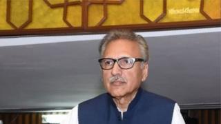 ښاغلی علوي د پاکستان کراچۍ ښار کې د ډاکټر حبیب الرحمان علوي کره زېږېدلی
